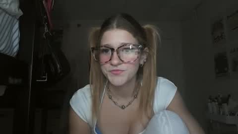 Snapshot of itsalexlove chatting on January 2025 11:37:02 PM Alex Love online show from January 2025 11:37:02 PM