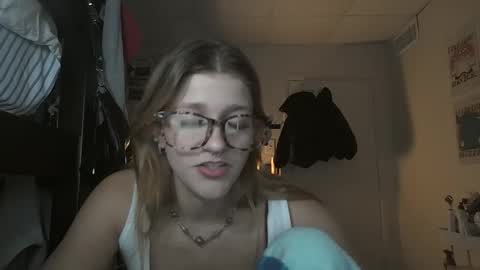 Snapshot of itsalexlove chatting on January 2025 11:40:02 PM Alex Love online show from January 2025 11:40:02 PM