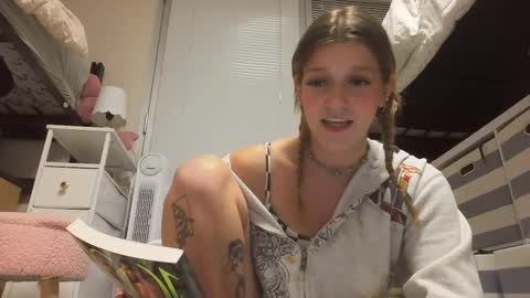 Snapshot of itsalexlove chatting on February 2025 01:21:02 AM Alex Love online show from February 2025 01:21:02 AM