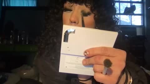 Snapshot of itsariessecrets chatting on January 2025 11:43:01 PM itsariessecrets online show from January 2025 11:43:01 PM