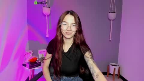 Snapshot of itscamill chatting on February 2025 02:05:02 AM camill online show from February 2025 02:05:02 AM