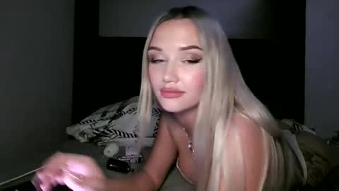 itsmakbxby online show from March 2026 05:04:02 AM