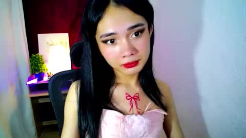 Snapshot of itsmeloveypinay chatting on October 2025 12:33:01 PM itsmeloveypinay online show from October 2025 12:33:01 PM