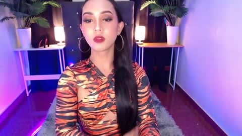 Sofia online show from September 2025 08:52:01 AM