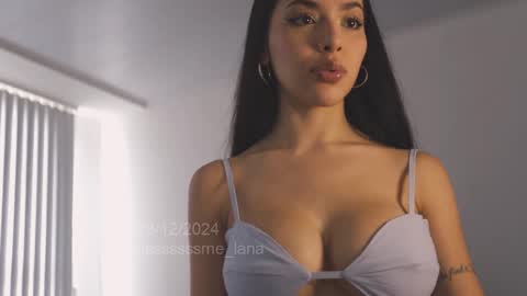 itsssssssme_lana online show from December 2024 03:59:02 PM