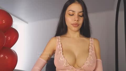 itsssssssme_lana online show from February 2025 07:23:01 PM