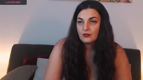 Melissa Khaan online show from December 2024 01:54:02 PM