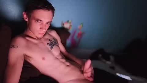 itzd123 online show from May 2026 05:53:01 PM
