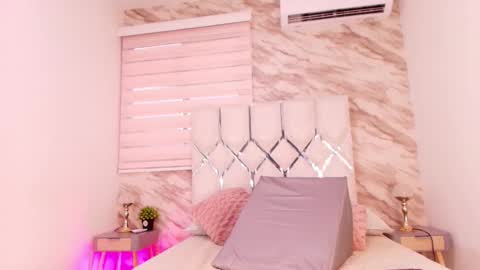 Snapshot of ivanna_vega_ chatting on February 2026 07:40:01 PM ivanna online show from February 2026 07:40:01 PM