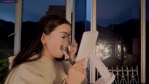 Ivanna West online show from October 2025 10:29:01 AM