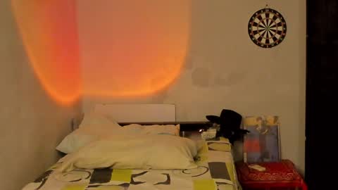 Snapshot of ivano_jones chatting on February 2025 09:24:01 AM Ivano online show from February 2025 09:24:01 AM