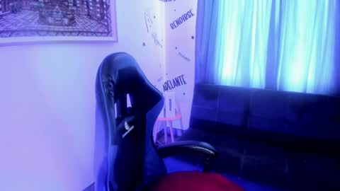 Snapshot of ivette_shaira chatting on May 2026 11:51:01 AM IVETTE online show from May 2026 11:51:01 AM