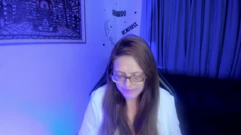 Snapshot of ivette_shaira chatting on June 2026 11:12:01 AM IVETTE online show from June 2026 11:12:01 AM