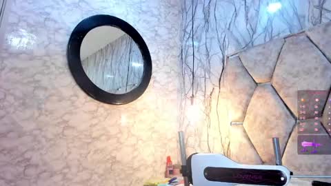Snapshot of ivisbouncyass chatting on May 2026 01:08:01 PM Ivis online show from May 2026 01:08:01 PM