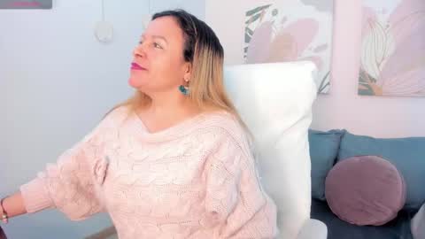 Snapshot of ivonne_4 chatting on March 2026 12:44:01 PM Ivonne online show from March 2026 12:44:01 PM