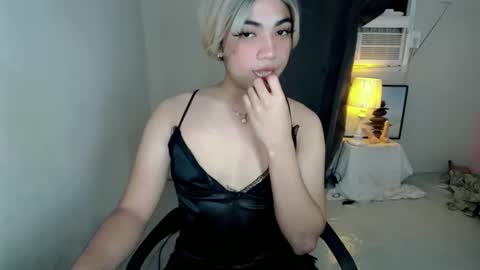 Snapshot of ivory_delight chatting on December 2025 04:12:02 PM ivory_delight online show from December 2025 04:12:02 PM