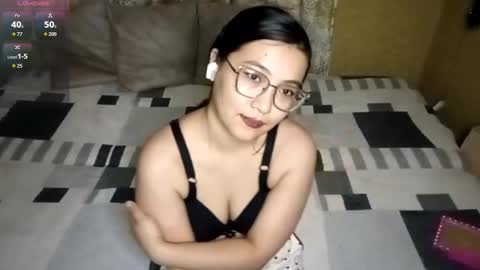 Hey EveryoneIm ElzaGlad to see you in my room online show from January 2026 01:15:02 PM