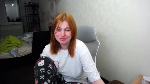 Snapshot of ivoryanne chatting on November 2025 08:33:02 PM Anne online show from November 2025 08:33:02 PM