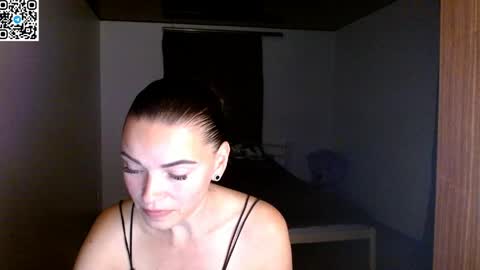 Lana online show from May 2026 07:22:01 PM