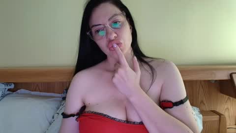 Ivory online show from September 2025 03:17:01 PM