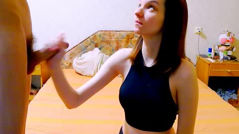 Ivy and Lester online show from February 2025 06:35:02 PM