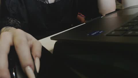 Ivy online show from February 2025 01:23:02 AM