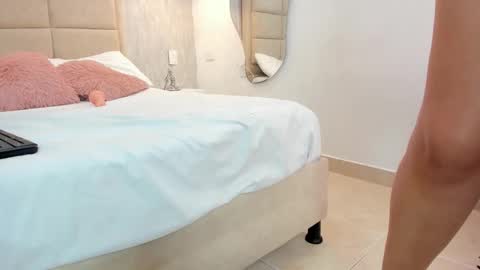 IVY  online show from December 2025 02:24:02 PM