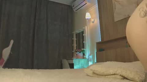 Snapshot of ivy_whyte chatting on March 2025 05:58:02 PM Ivy online show from March 2025 05:58:02 PM