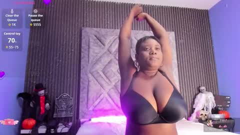 IVANA  online show from October 2025 01:17:01 PM