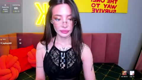 Snapshot of ivydainty chatting on May 2026 01:47:02 AM Ivy online show from May 2026 01:47:02 AM