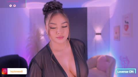 Ivy online show from May 2026 11:45:02 PM