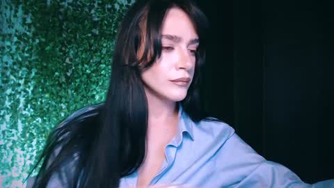 Miss Ivy online show from February 2025 05:20:01 PM