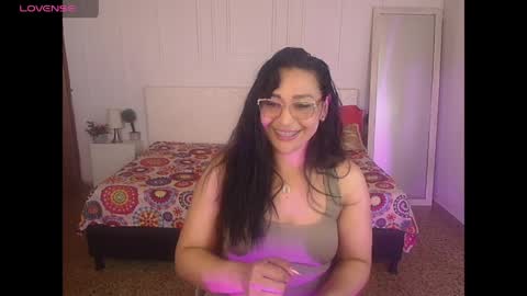 Snapshot of ivyshine7 chatting on April 2026 07:39:01 PM ivyshine7 online show from April 2026 07:39:01 PM