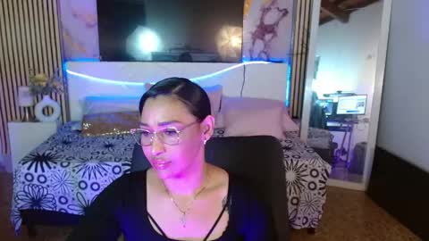 Snapshot of ivyshine7 chatting on May 2026 01:57:16 AM ivyshine7 online show from May 2026 01:57:16 AM