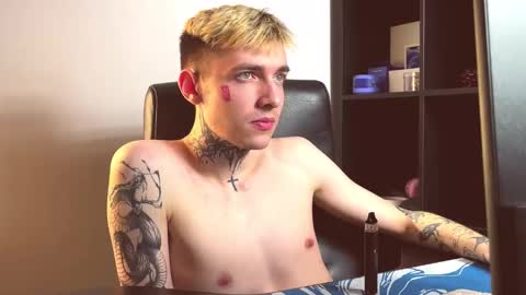 Snapshot of ivywairley chatting on March 2026 12:44:02 PM ivywairley online show from March 2026 12:44:02 PM