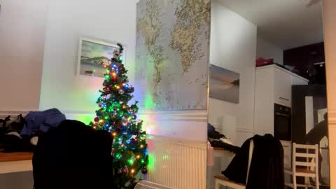 Snapshot of iwannabe2020 chatting on December 2024 01:47:02 AM iwannabe online show from December 2024 01:47:02 AM