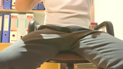 Suya online show from October 2025 02:06:02 PM