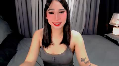 UR LOVELY IYANNA online show from November 2025 07:47:02 PM