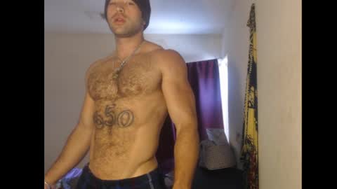 Snapshot of izak144 chatting on May 2026 07:09:02 PM izak144 online show from May 2026 07:09:02 PM