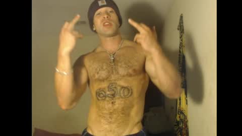 Snapshot of izak144 chatting on May 2026 05:16:02 AM izak144 online show from May 2026 05:16:02 AM