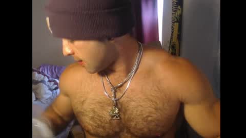 Snapshot of izak144 chatting on May 2026 10:18:02 PM izak144 online show from May 2026 10:18:02 PM