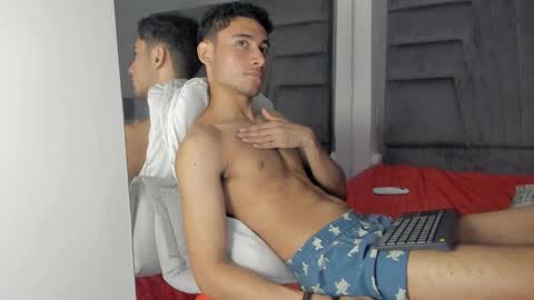 Snapshot of izato chatting on March 2025 02:23:02 PM izato online show from March 2025 02:23:02 PM