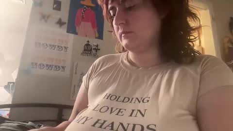 Snapshot of izzyishottttt chatting on October 2025 10:19:02 AM izzyishottttt online show from October 2025 10:19:02 AM