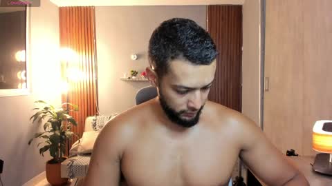 Snapshot of j_calix chatting on May 2026 11:32:01 PM Calix Independient model Insta and twt Calixsnake online show from May 2026 11:32:01 PM