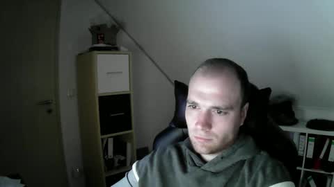 here4y online show from December 2025 09:38:01 AM