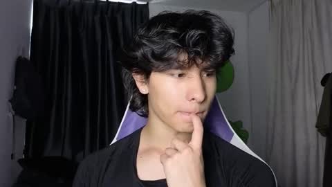 Noah online show from February 2026 06:25:01 PM