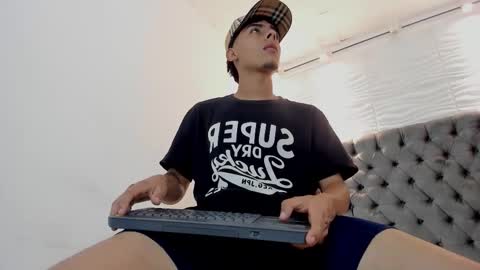 Jacoock online show from October 2025 03:58:02 AM