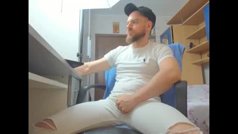 Jace online show from October 2025 02:44:01 AM