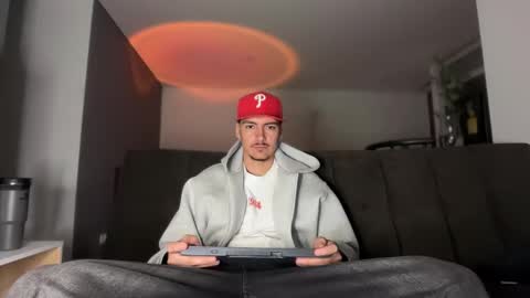 INDEPENDENT MODEL online show from November 2025 03:09:02 AM