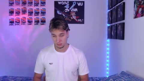 J online show from November 2025 05:57:01 AM